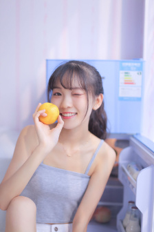 美妇厨房双飞